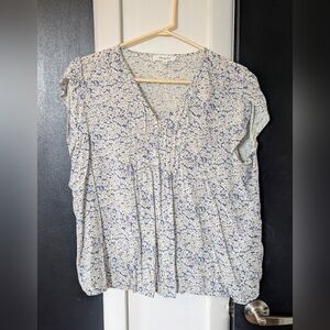 Blue and White Flutter Sleeve Blouse with Relaxed Fit and Pleated Detail